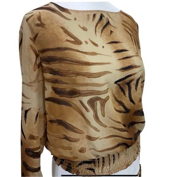 Apostrophe Brown Semi Sheer Animal Print Blouse Size 6 - Picture 2 of 5